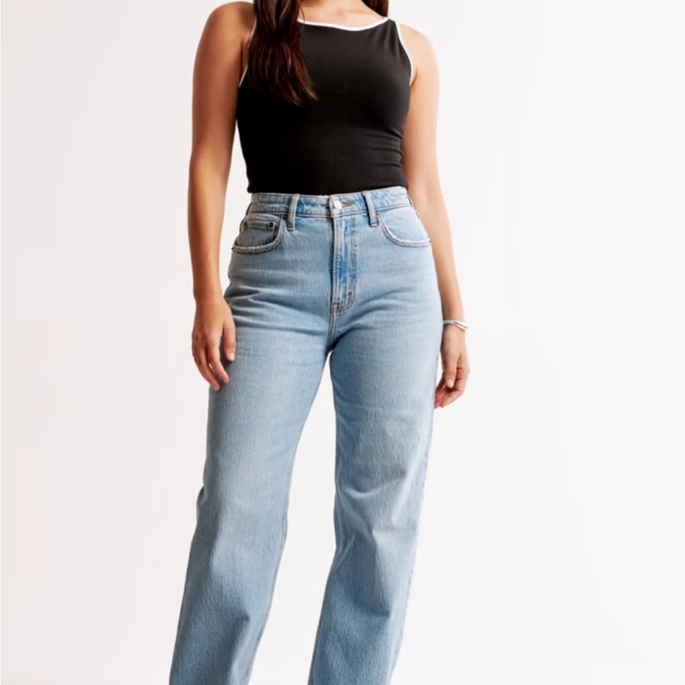 abercrombie and fitch relaxed fit